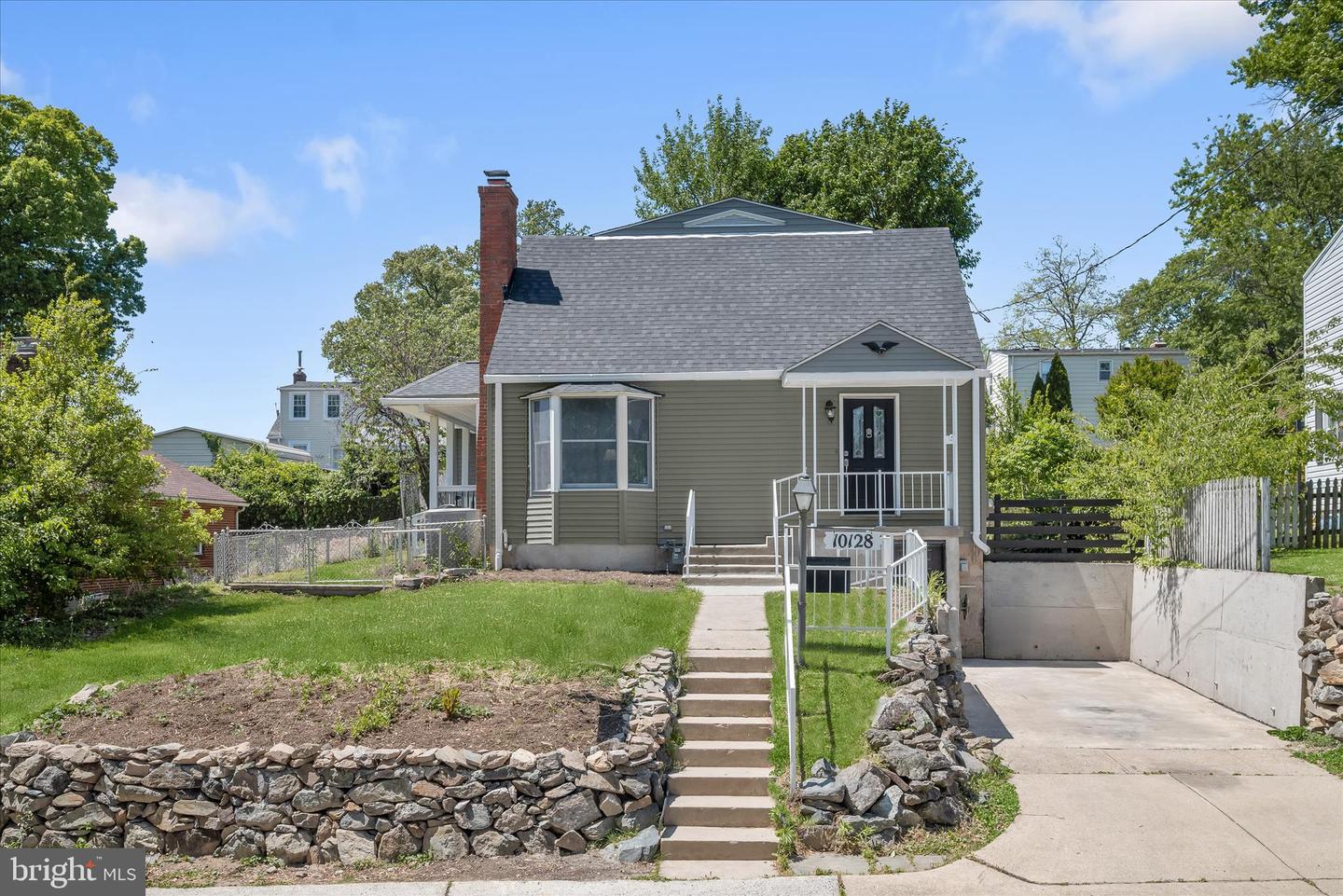 10128 Hereford Pl Property Photo 1