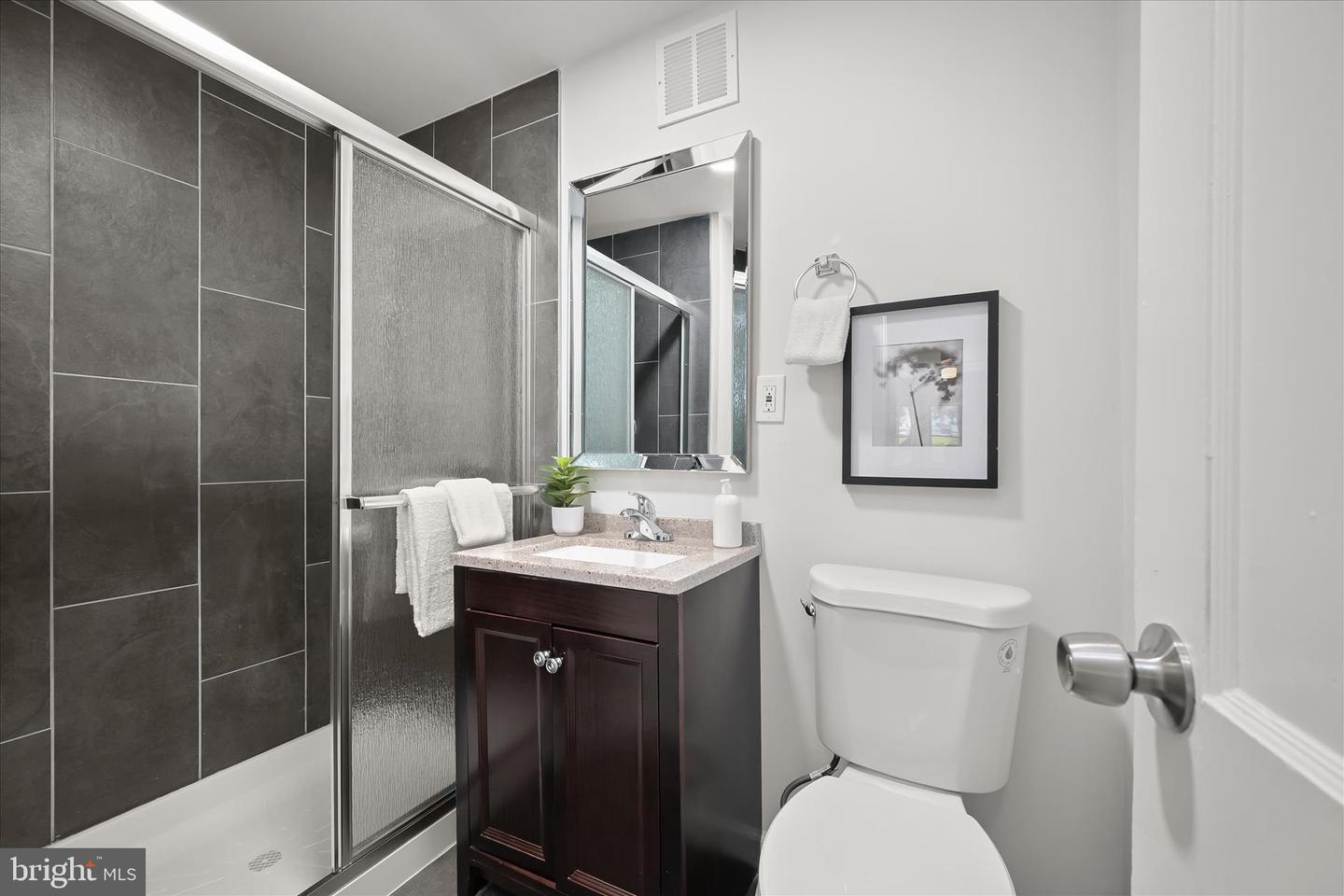 10128 Hereford Pl Property Photo 25