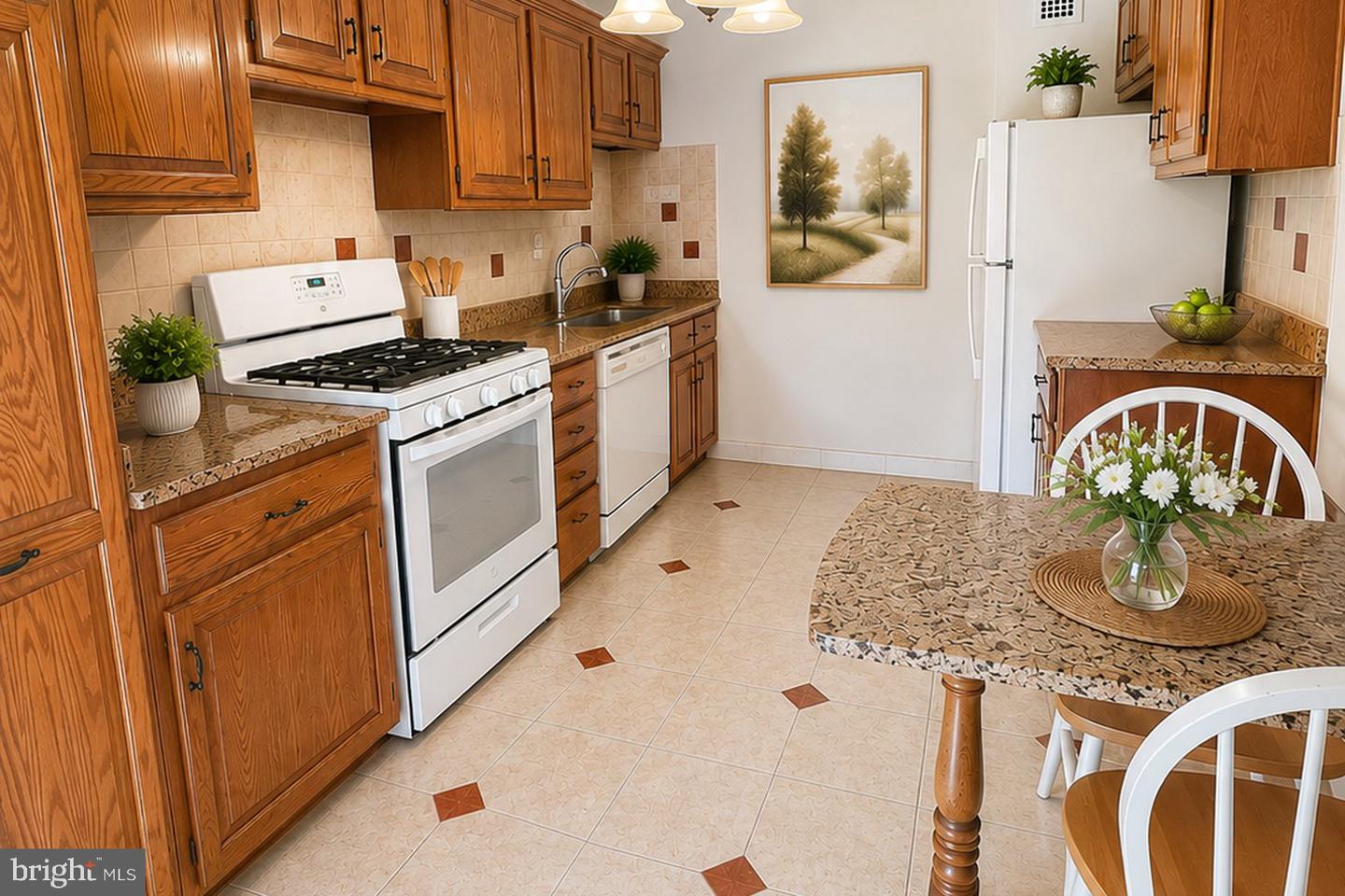 4800 Chevy Chase Dr #404 Property Photo 8