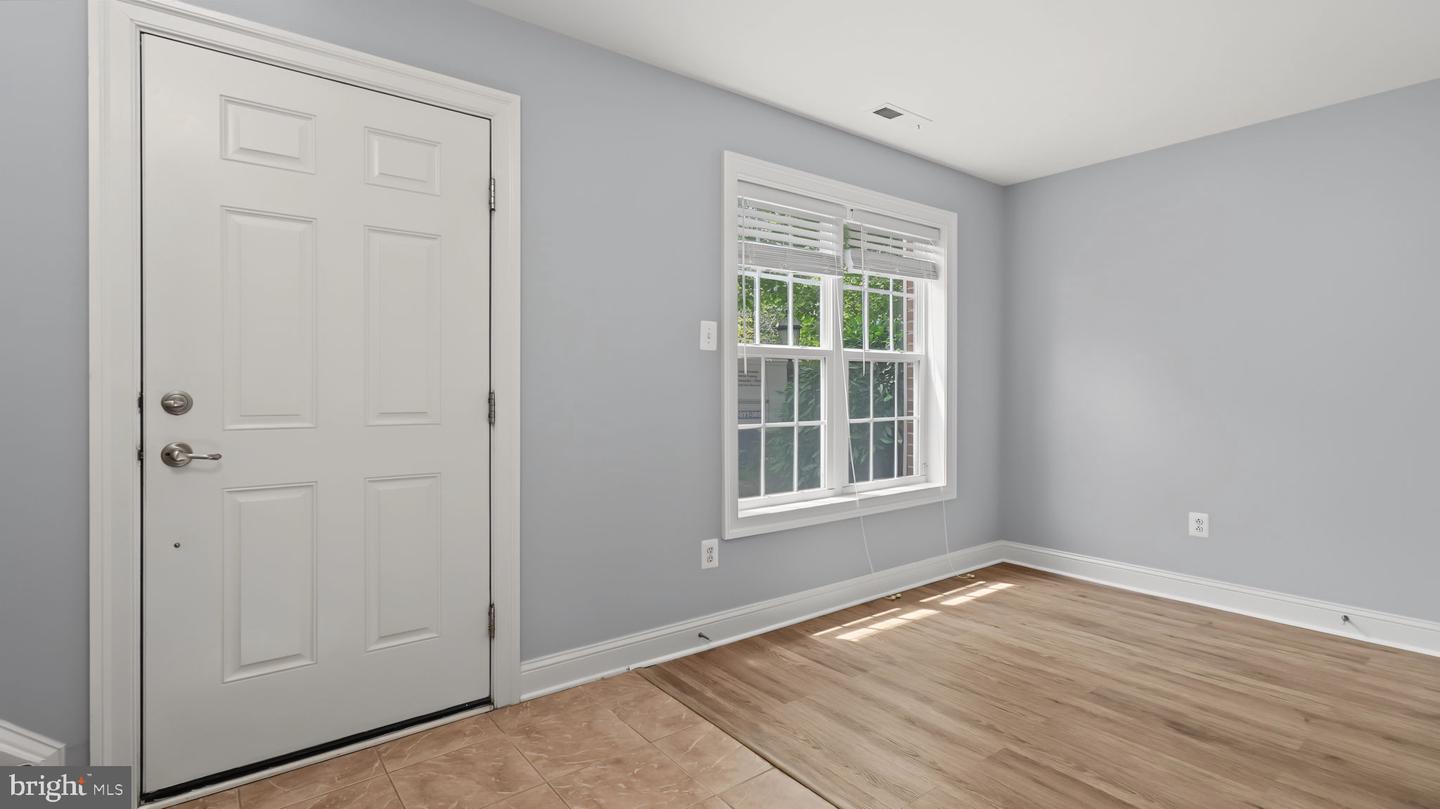 643 Pullman Pl Property Photo 3