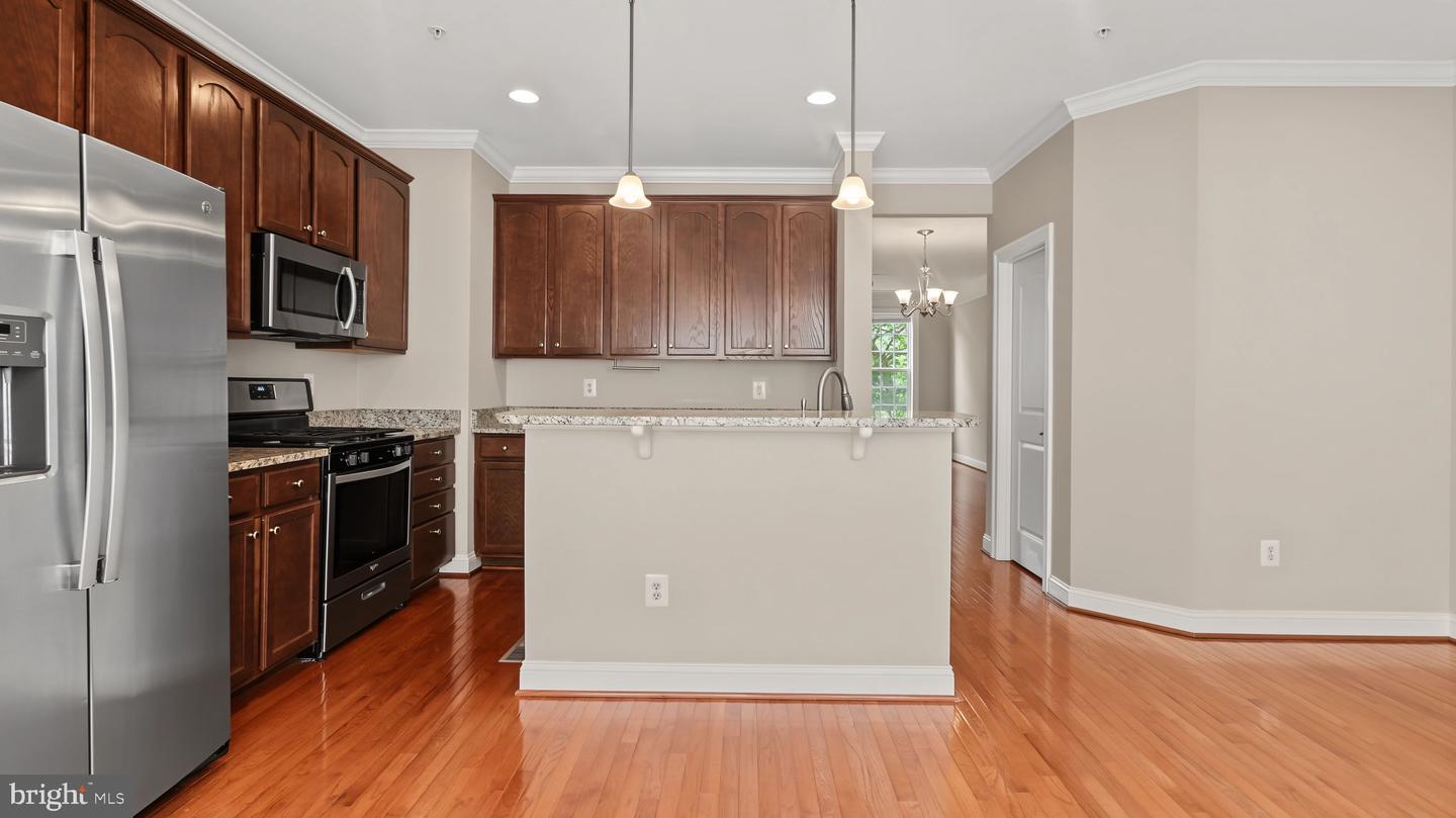 643 Pullman Pl Property Photo 9