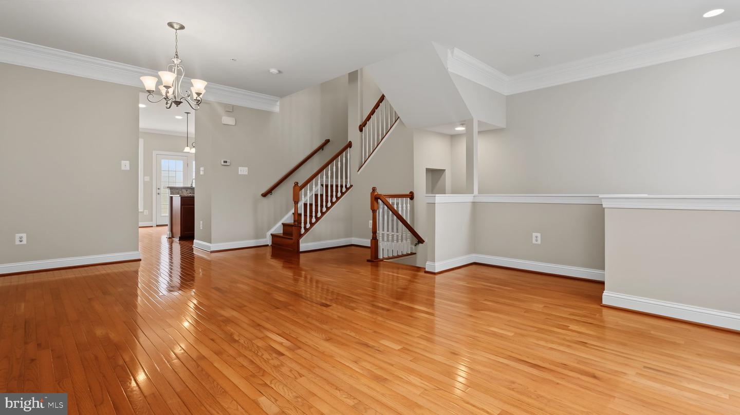 643 Pullman Pl Property Photo 17