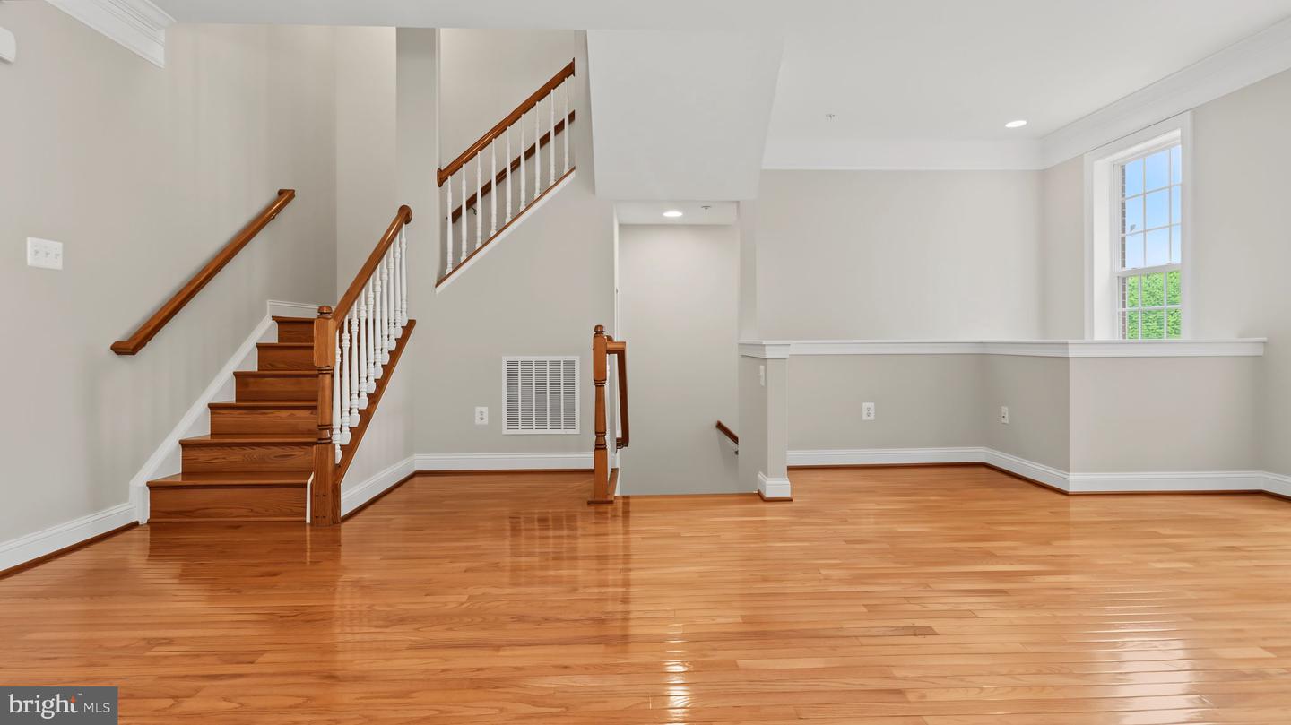 643 Pullman Pl Property Photo 18