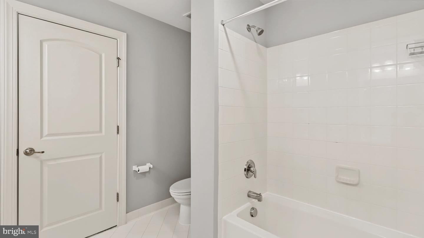 643 Pullman Pl Property Photo 44