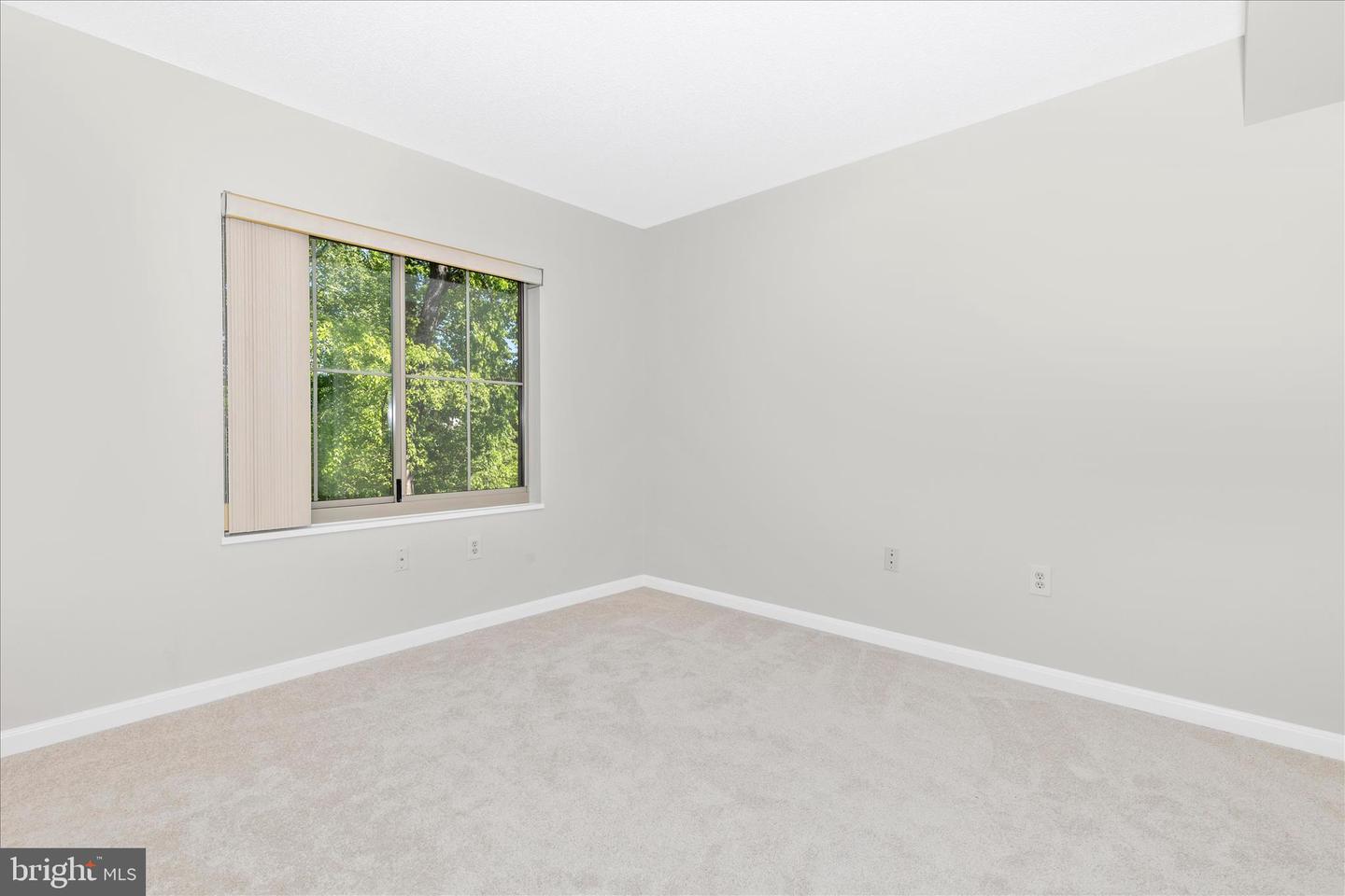 14809 Pennfield Cir #309 Property Photo 22