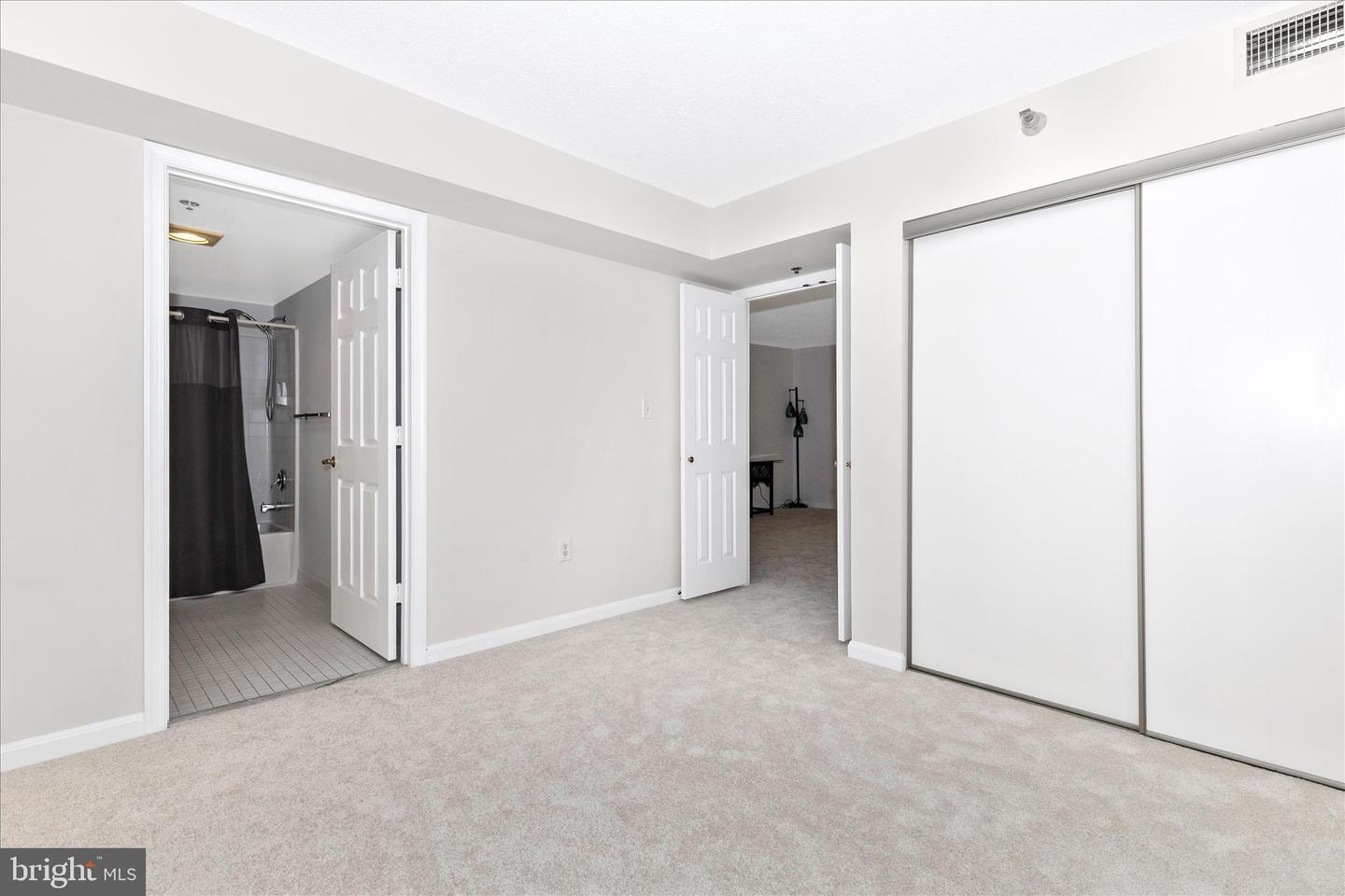 14809 Pennfield Cir #309 Property Photo 24