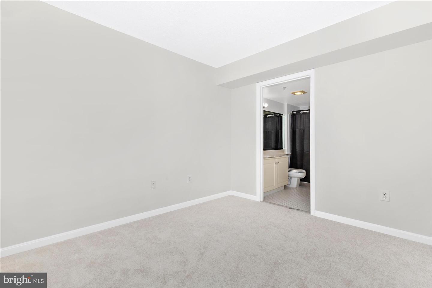 14809 Pennfield Cir #309 Property Photo 25