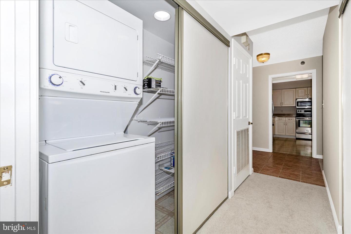 14809 Pennfield Cir #309 Property Photo 28