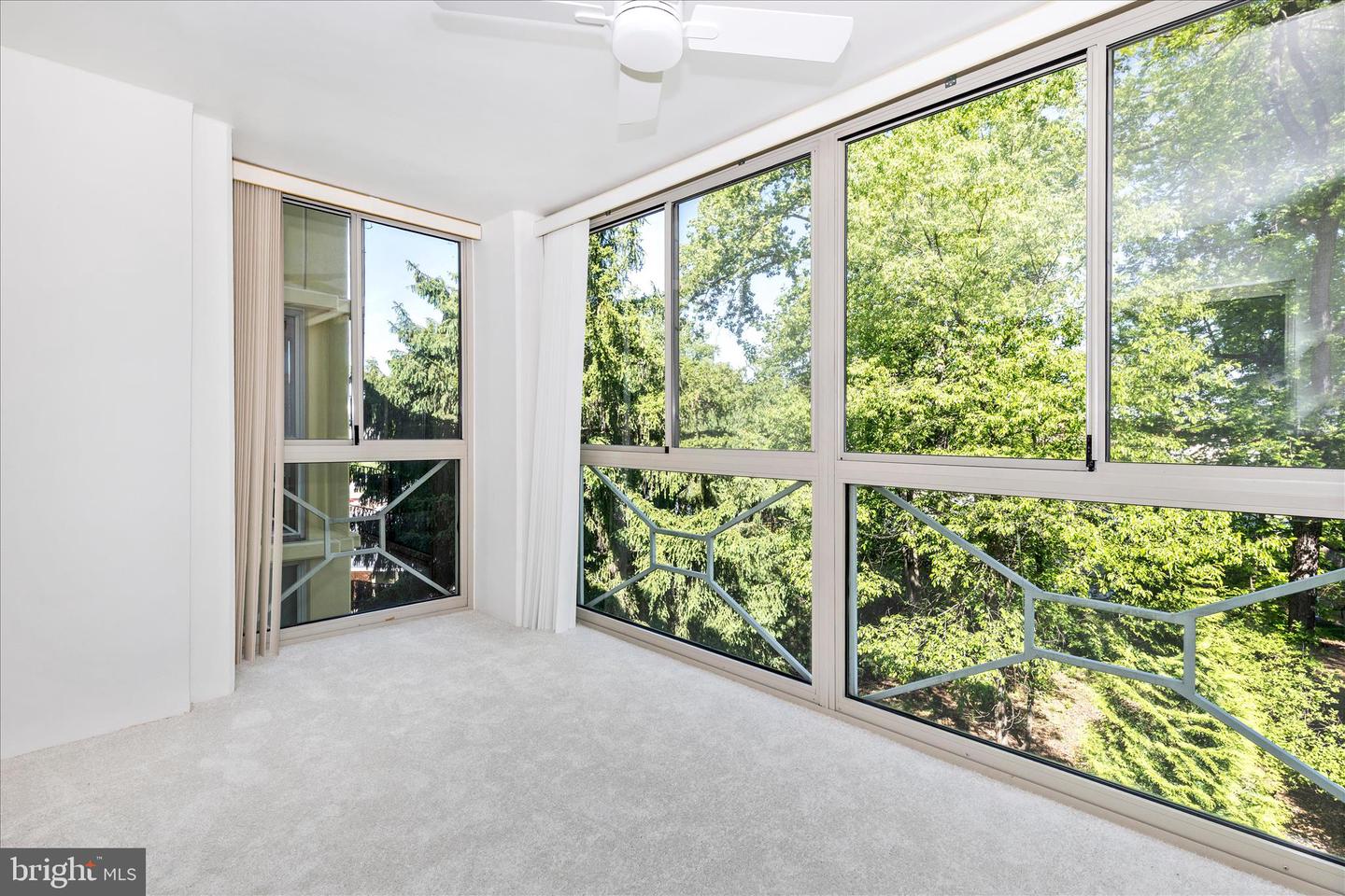 14809 Pennfield Cir #309 Property Photo 29