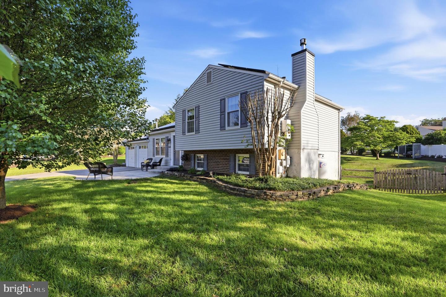 10405 Carlyn Ridge Rd Property Photo 4