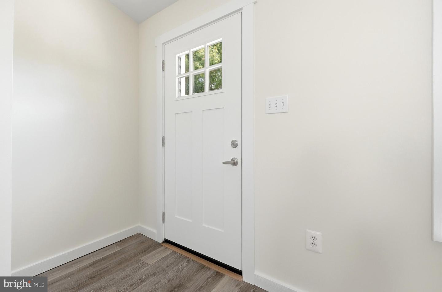 10405 Carlyn Ridge Rd Property Photo 6
