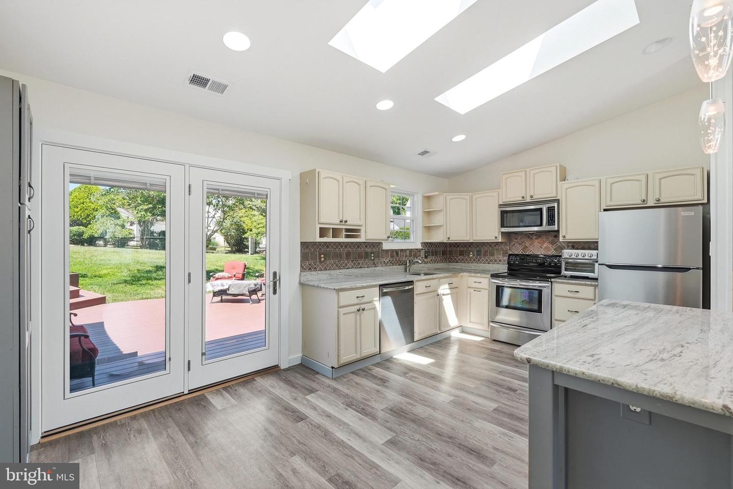 10405 Carlyn Ridge Rd Property Photo 13