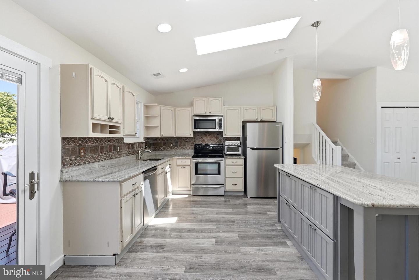 10405 Carlyn Ridge Rd Property Photo 14