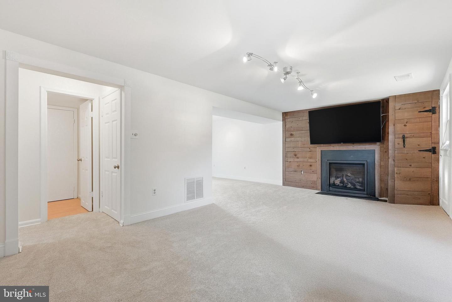 10405 Carlyn Ridge Rd Property Photo 34