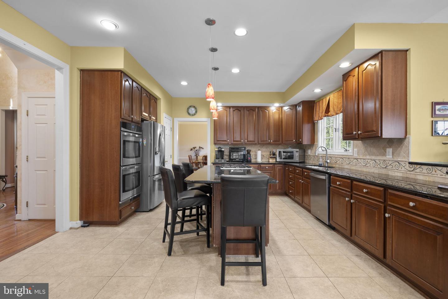 805 Lindsey Manor Ln Property Photo 14