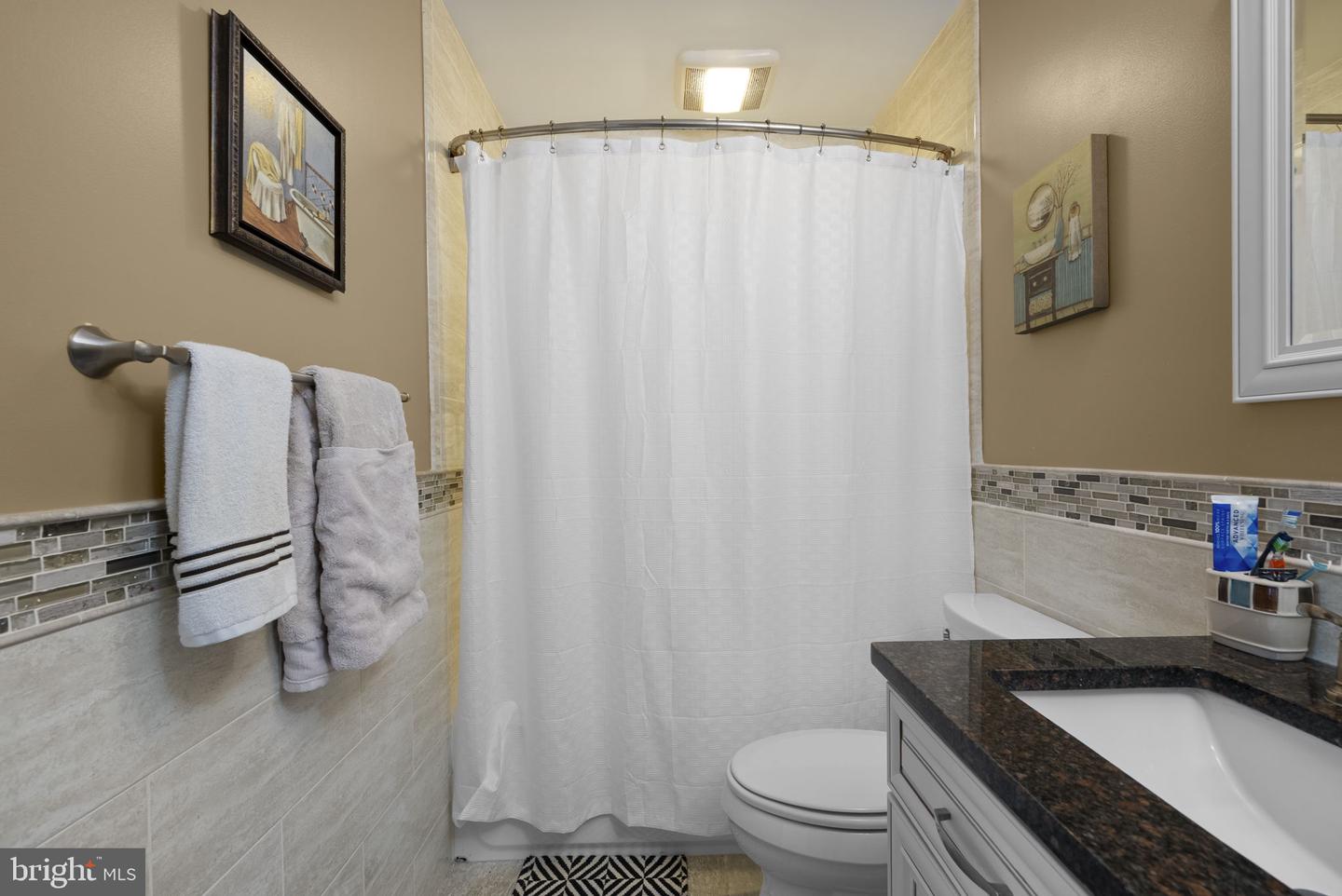 805 Lindsey Manor Ln Property Photo 41