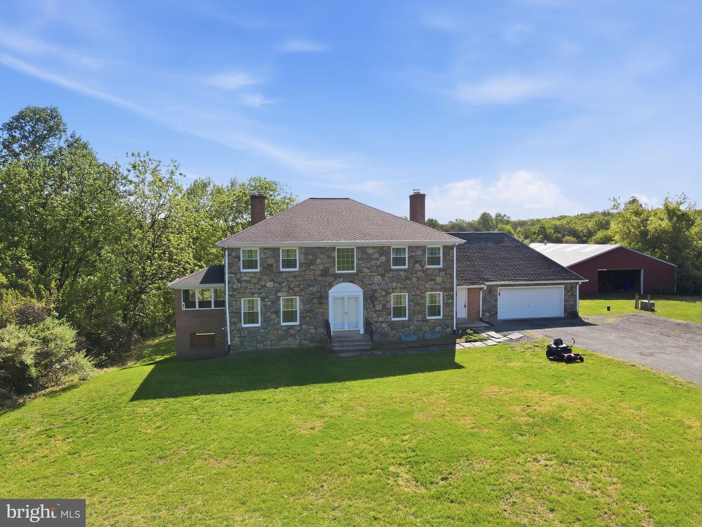15901 Old Columbia Pike Property Photo 5