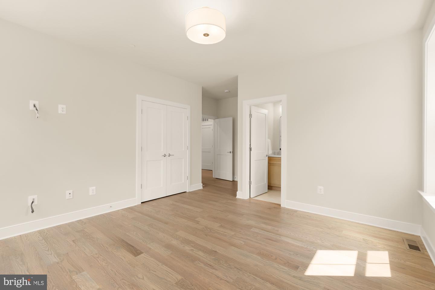 9313 Linden Ave Property Photo 50
