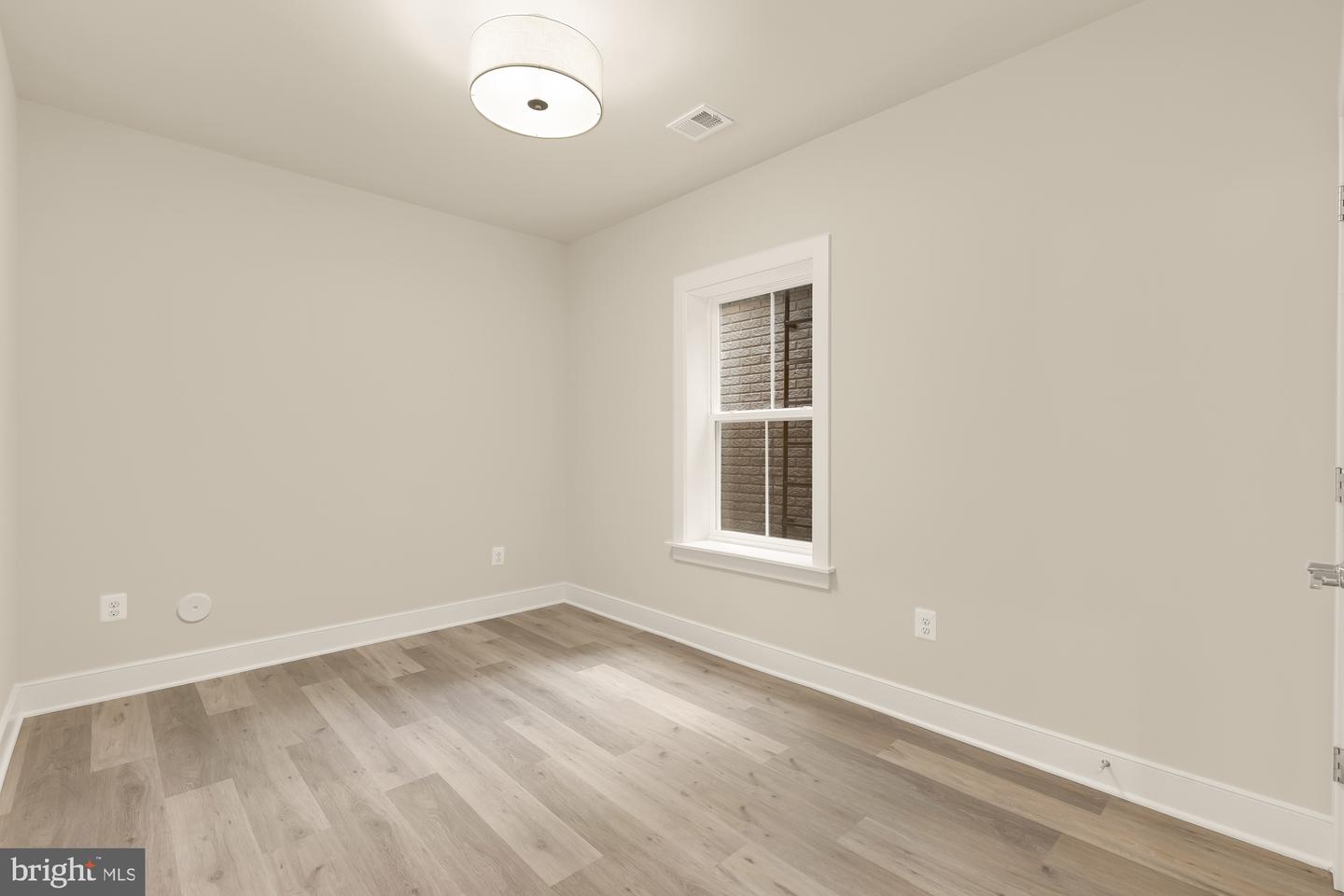 9313 Linden Ave Property Photo 58