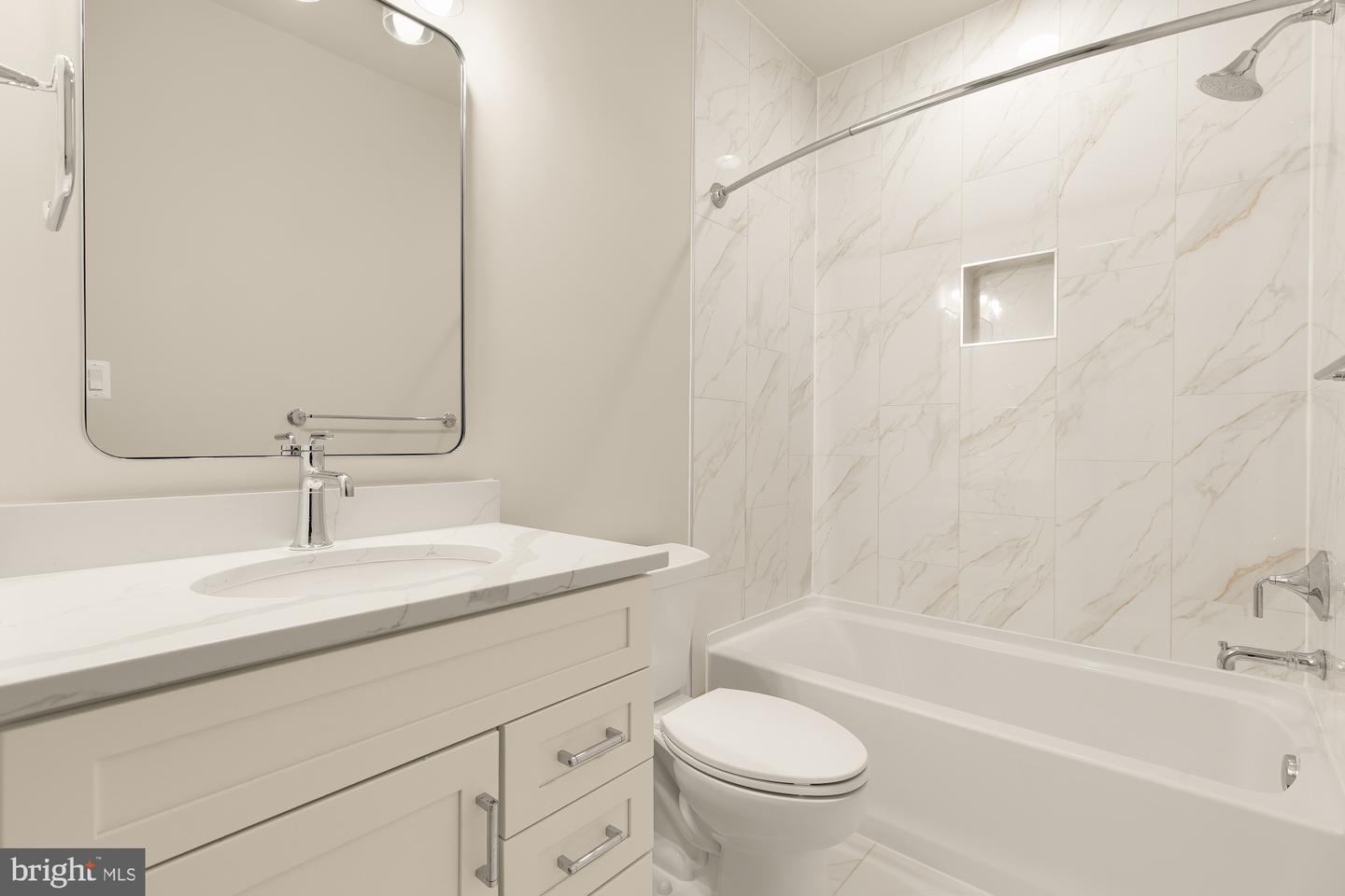 9313 Linden Ave Property Photo 60
