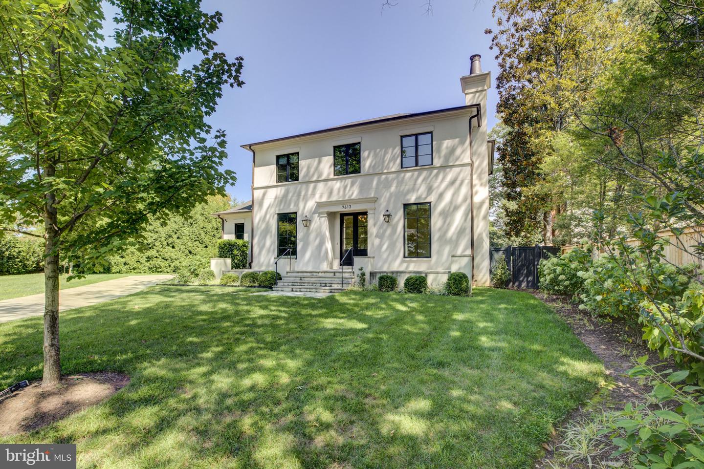 7613 Glenbrook Rd Property Photo 1