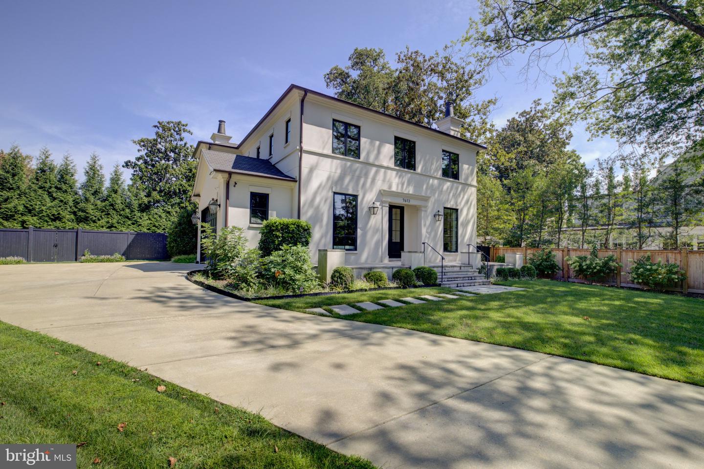 7613 Glenbrook Rd Property Photo 3