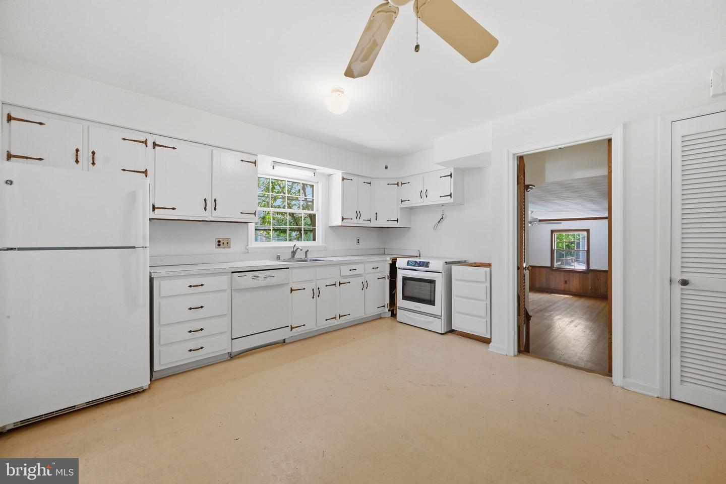 11825 Goya Dr Property Photo 6