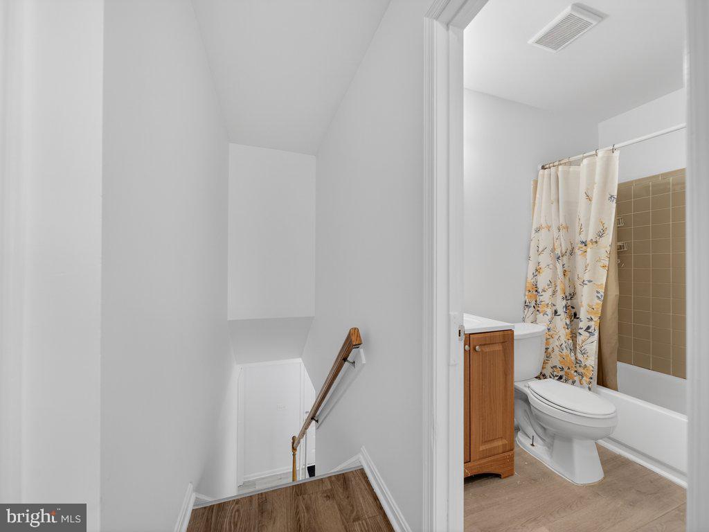 17633 Amity Dr #11-g Property Photo 14