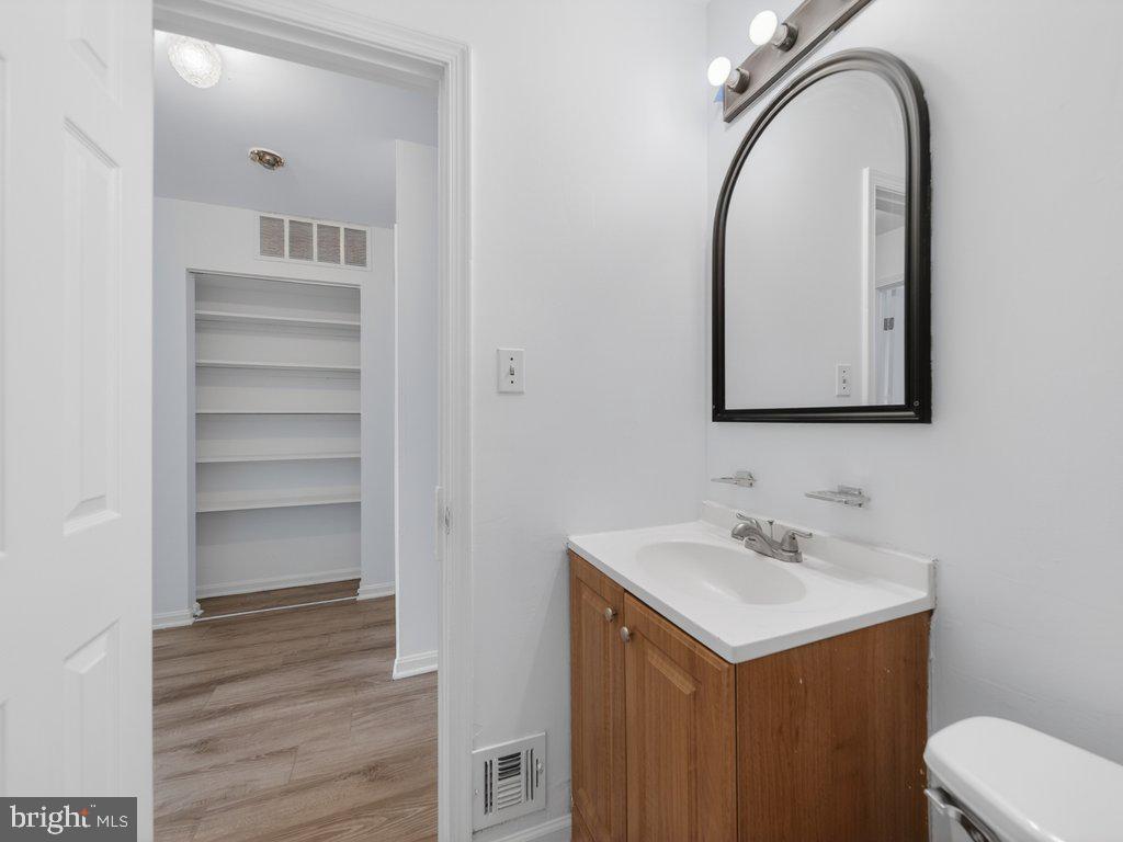 17633 Amity Dr #11-g Property Photo 23