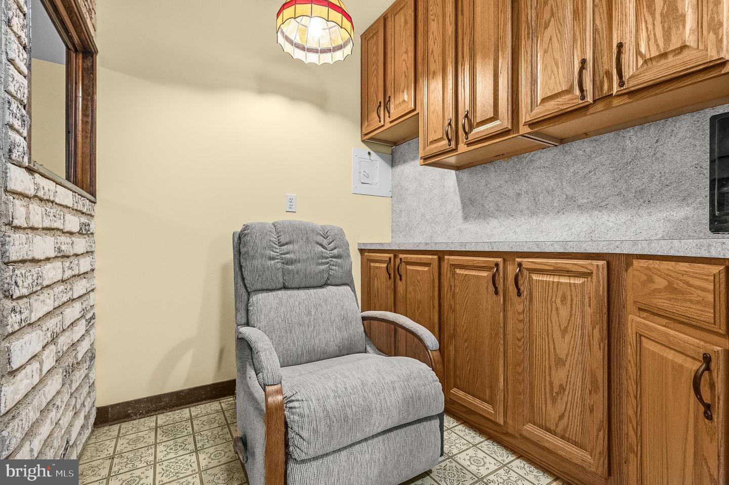 2305 Greenery Ln #t-2-3 Property Photo 15