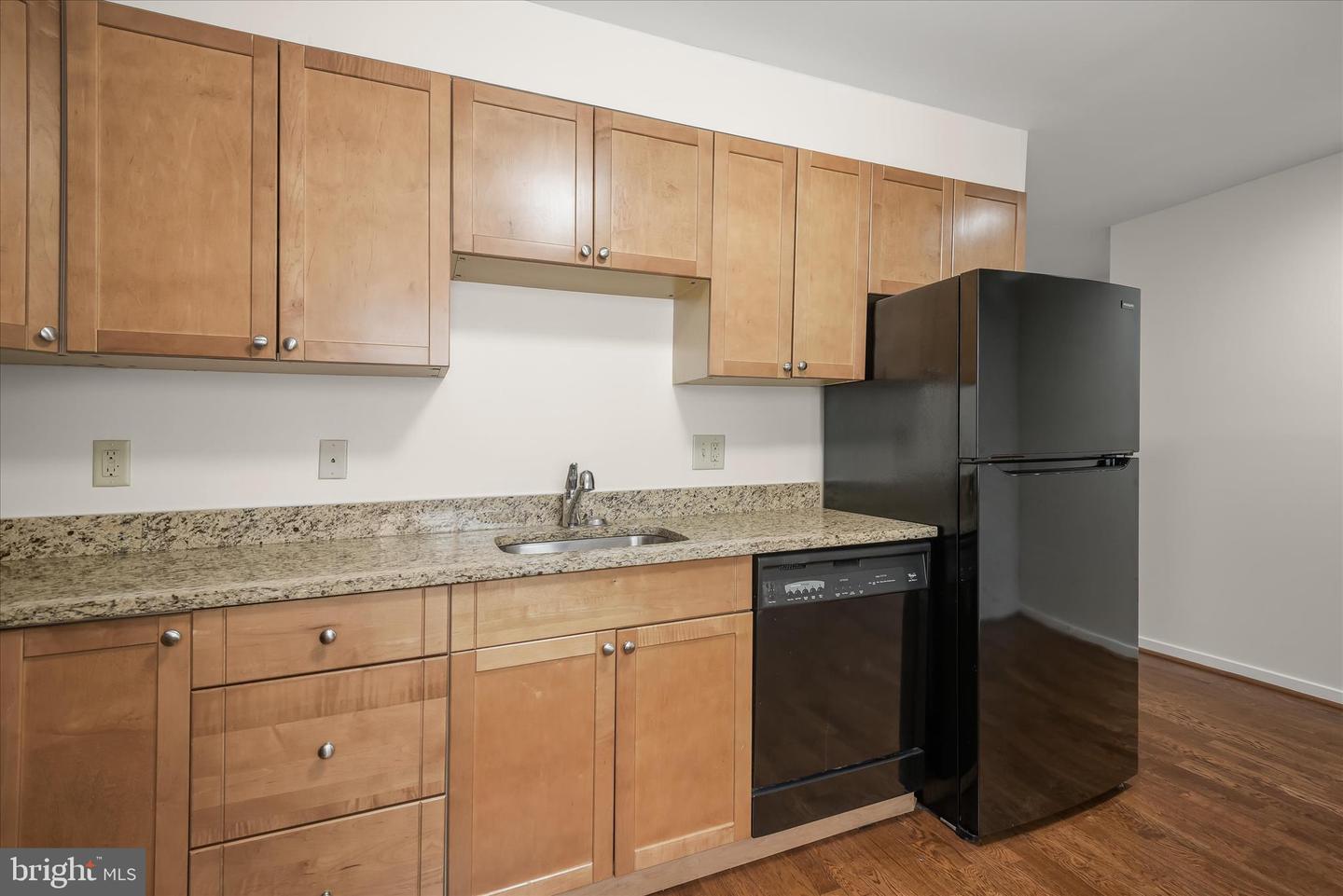 8908 Battery Pl #5 Property Photo 11
