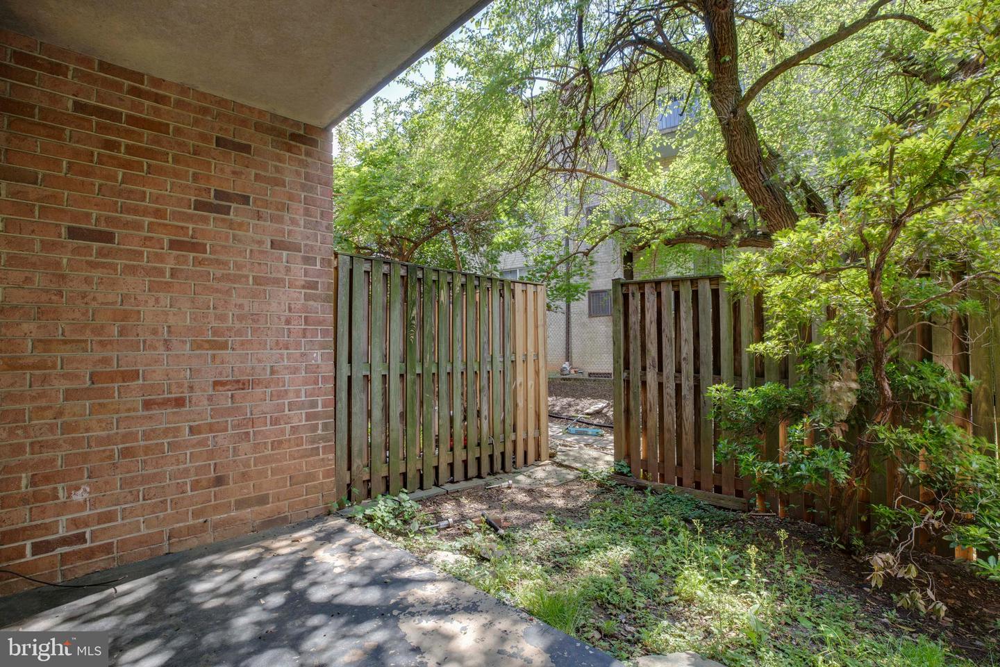 3382 Hewitt Ave #102 Property Photo 15