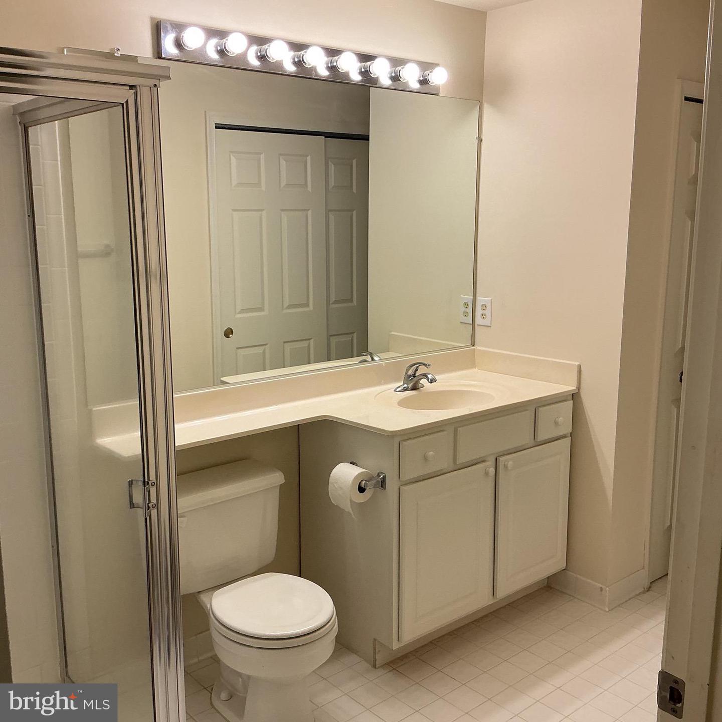 127 Timberbrook Ln #202 Property Photo 21