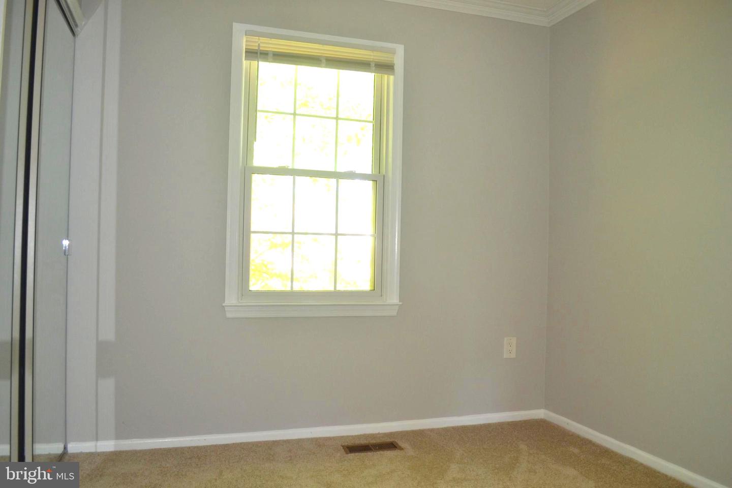1 Ingleside Ct Property Photo 12
