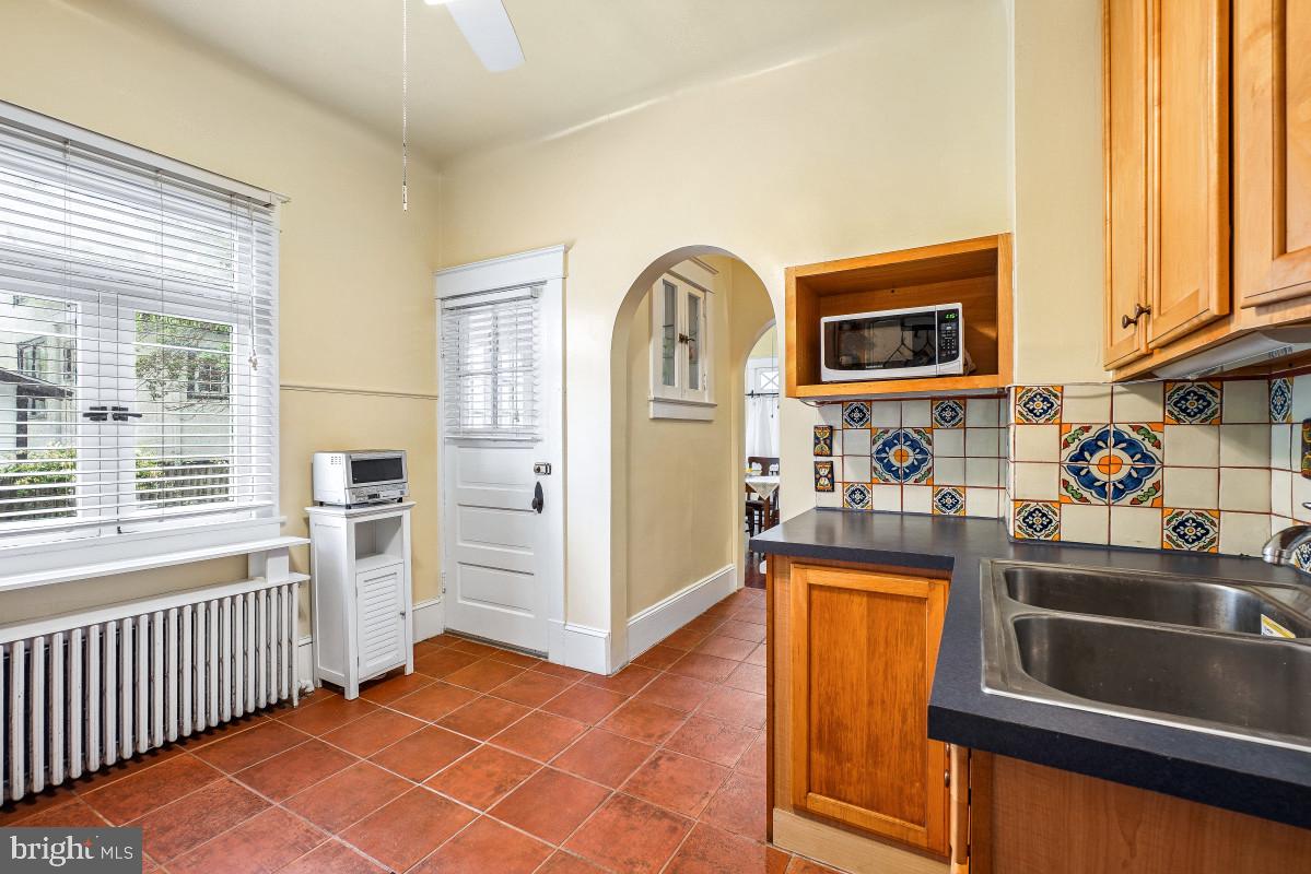 6 Philadelphia Ave Property Photo 14