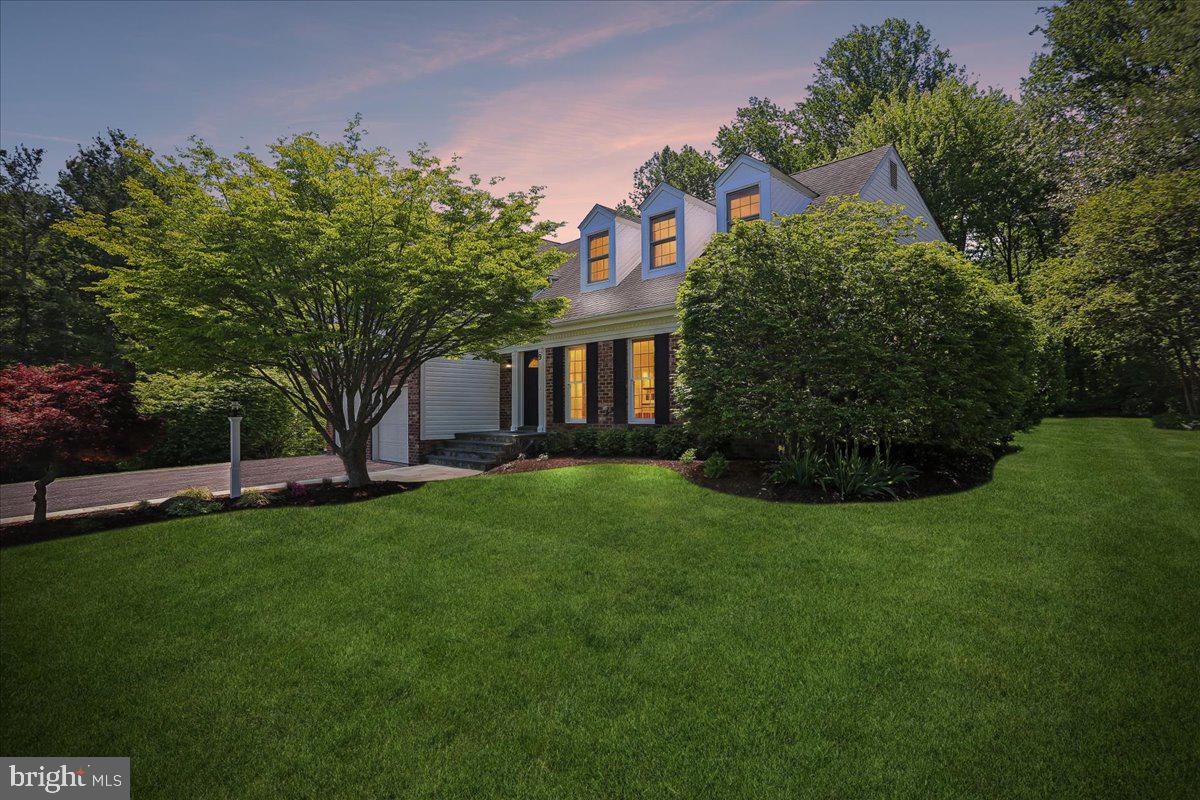 9 KINGS VALLEY CT