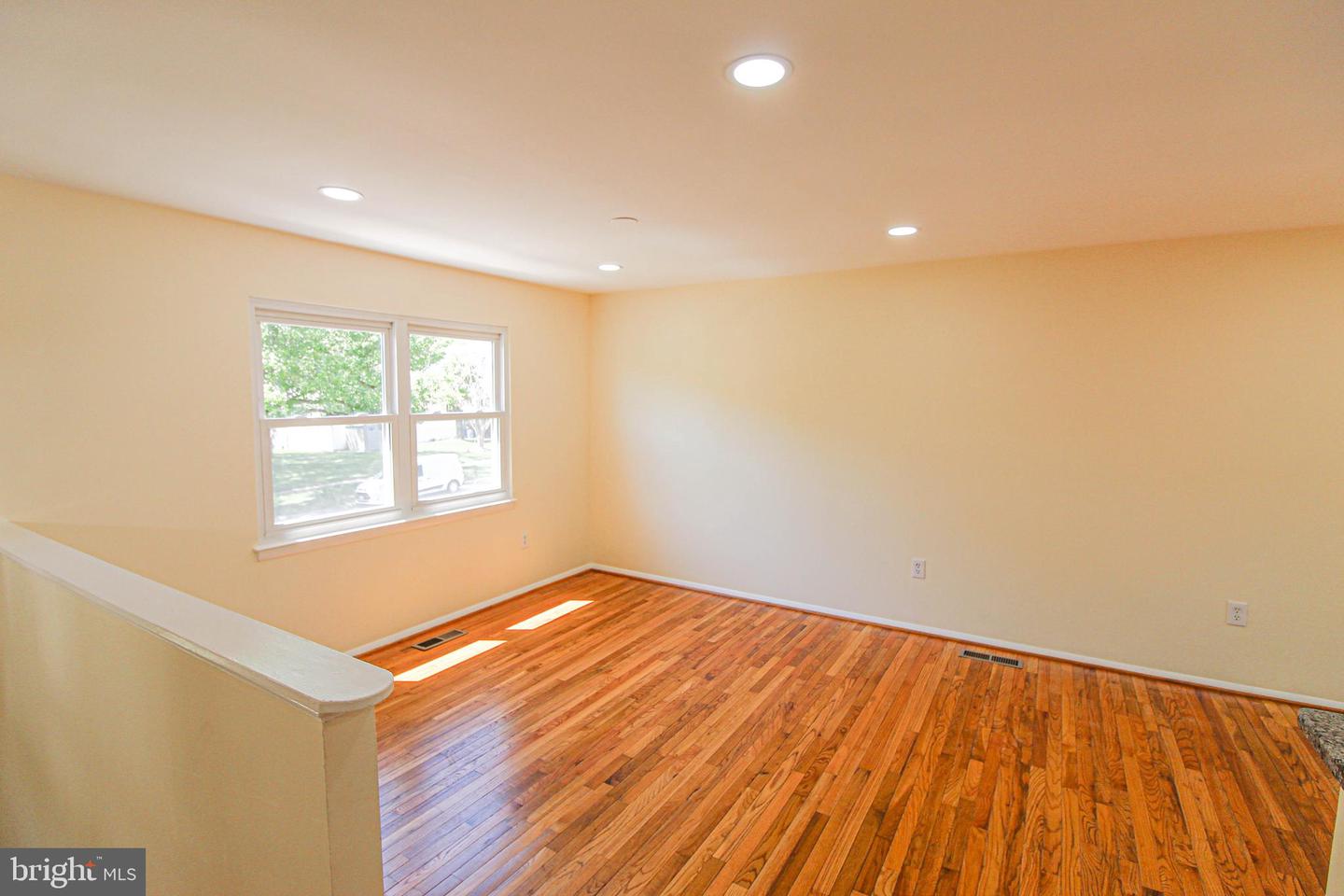 24201 Bush Hill Rd Property Photo 6