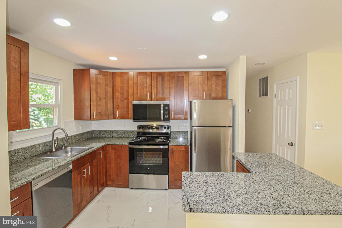 24201 Bush Hill Rd Property Photo 16