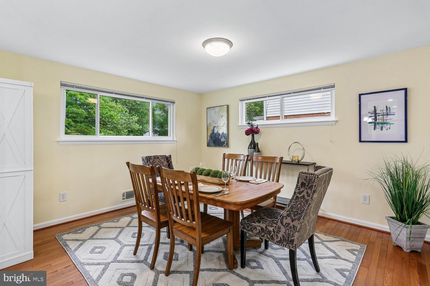 11513 Lockhart Pl Property Photo 4
