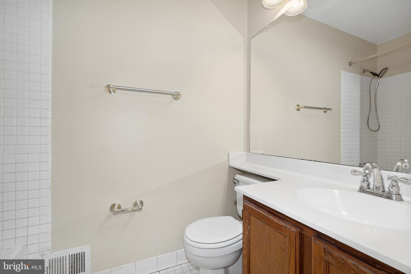 2 Hugo Ct Property Photo 22