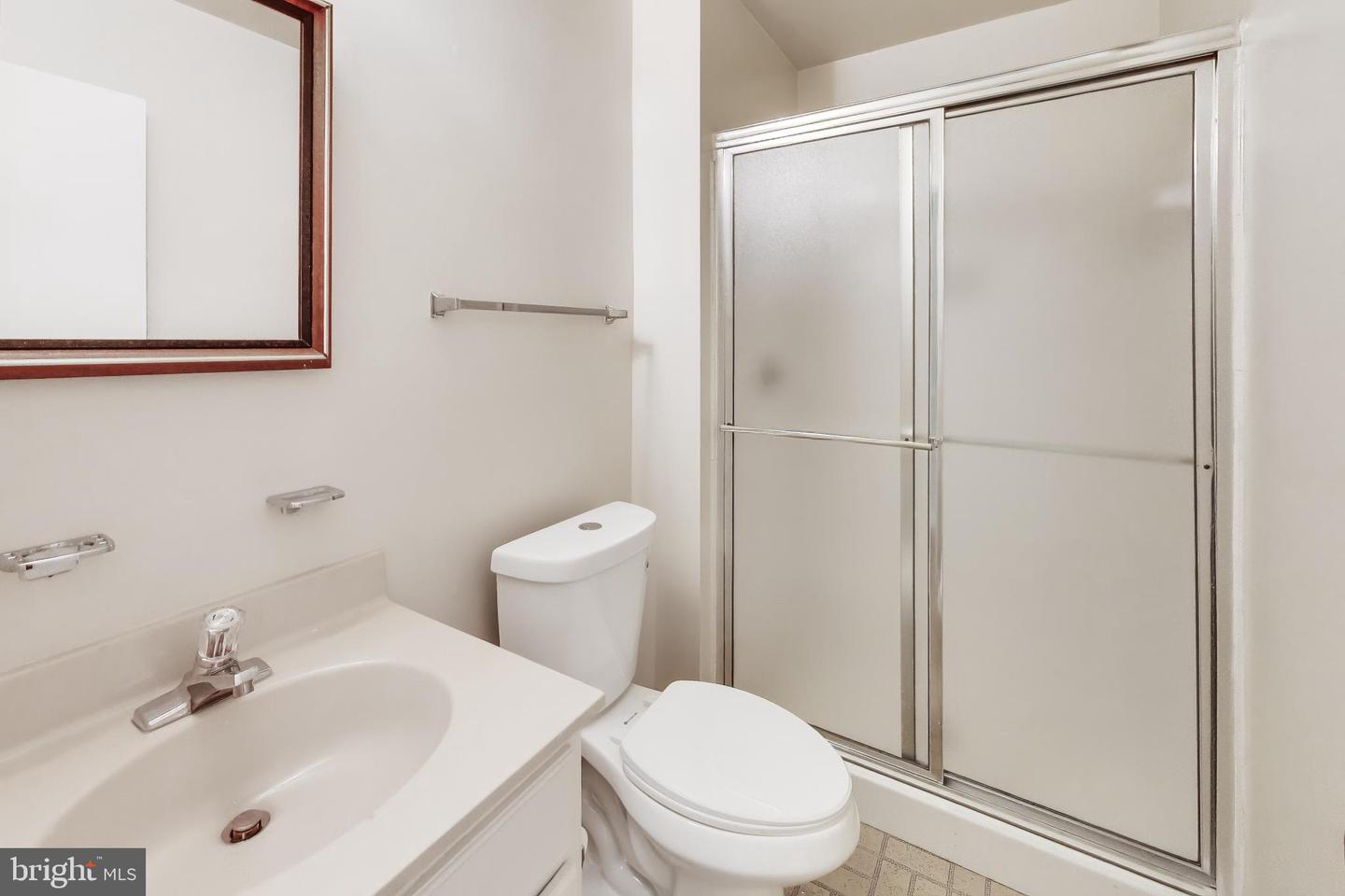 7709 Heatherton Ln Property Photo 31