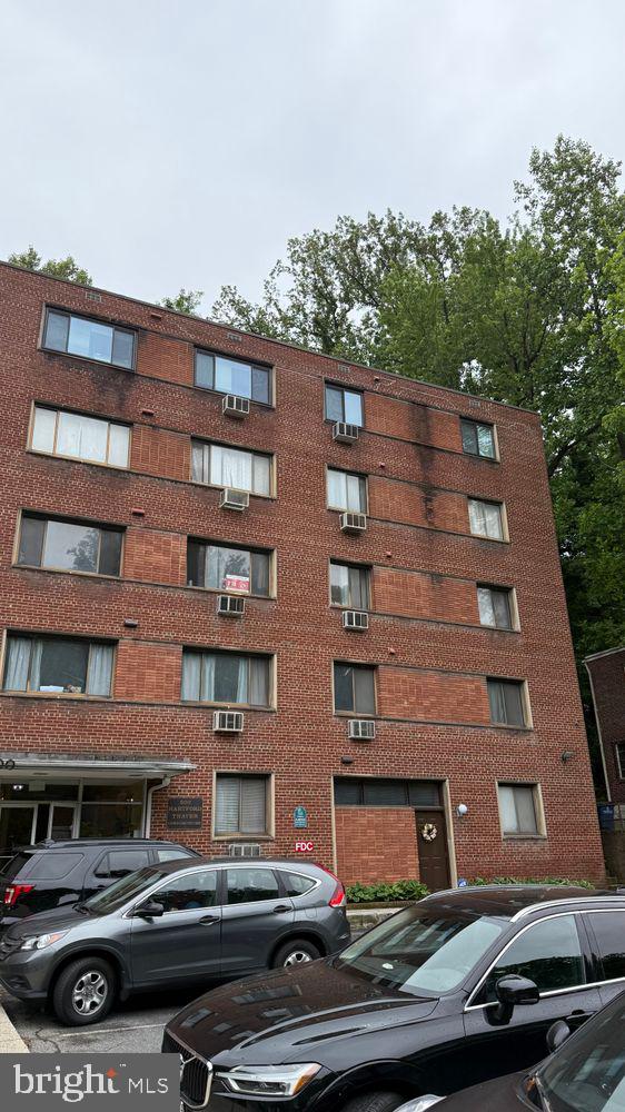500 Thayer Ave #303 Property Photo 2