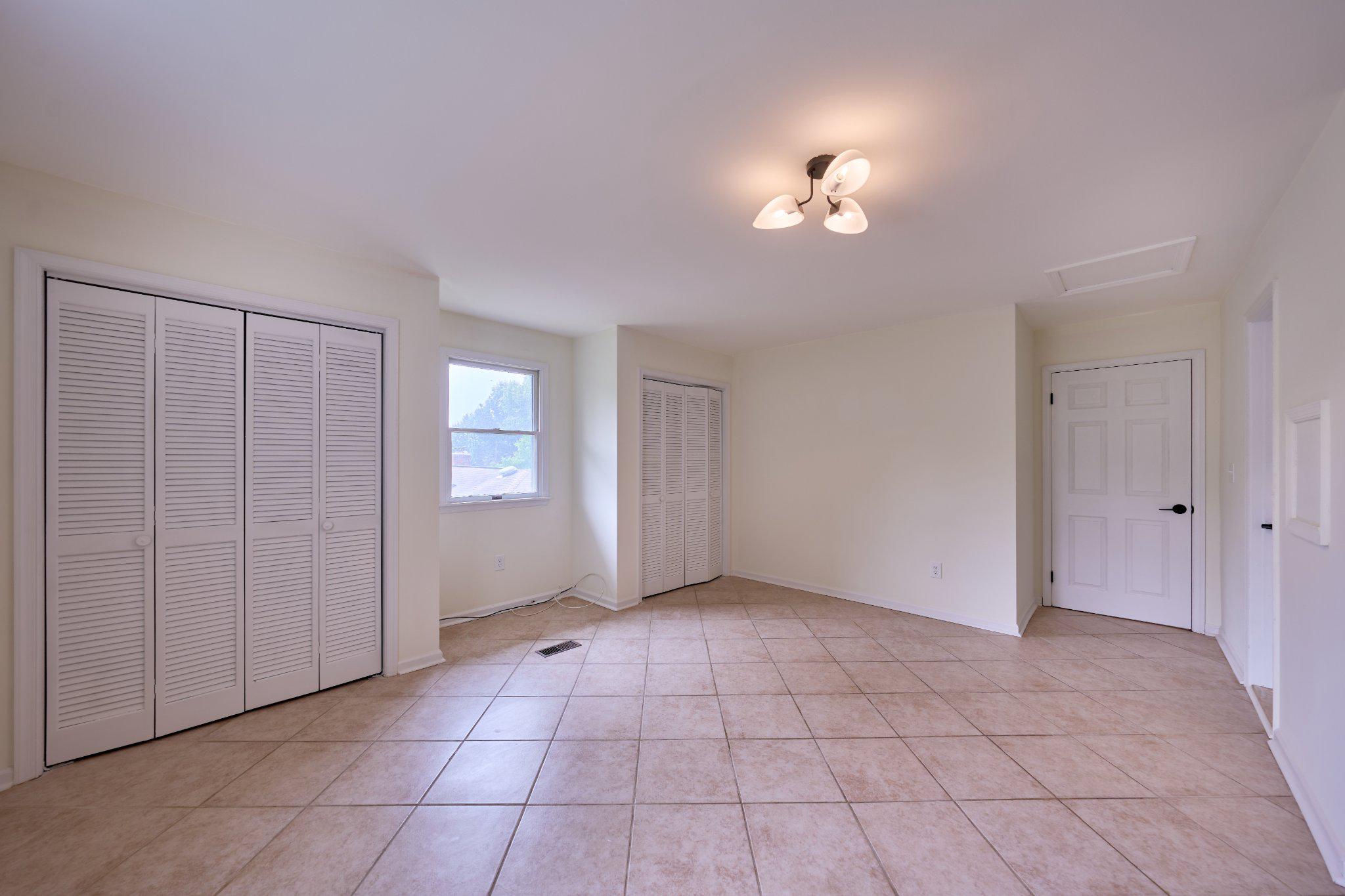 2924 Gracefield Rd Property Photo 21