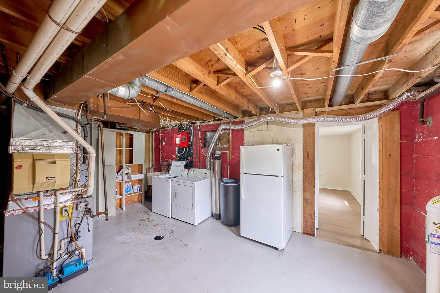 2924 Gracefield Rd Property Photo 35