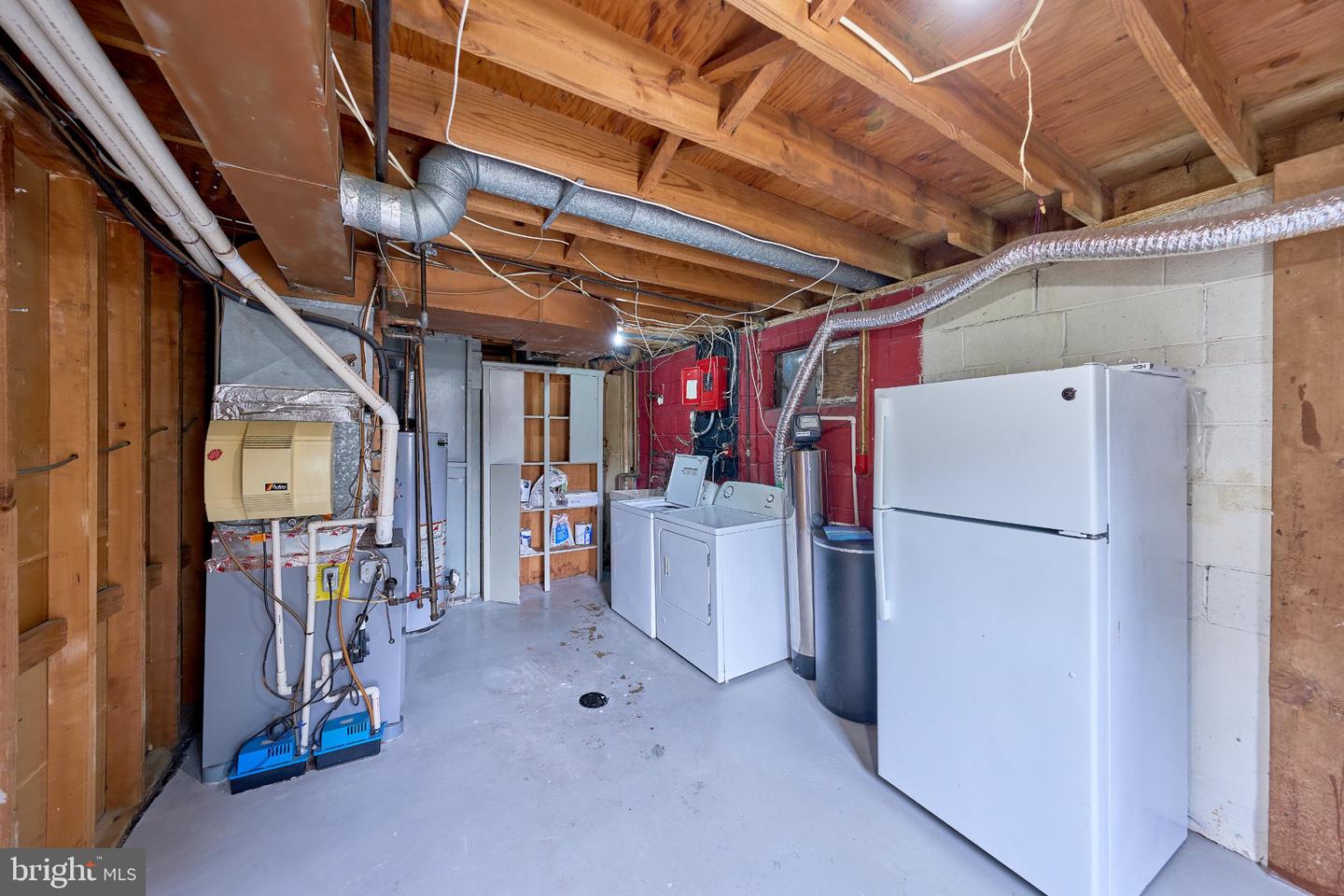 2924 Gracefield Rd Property Photo 37