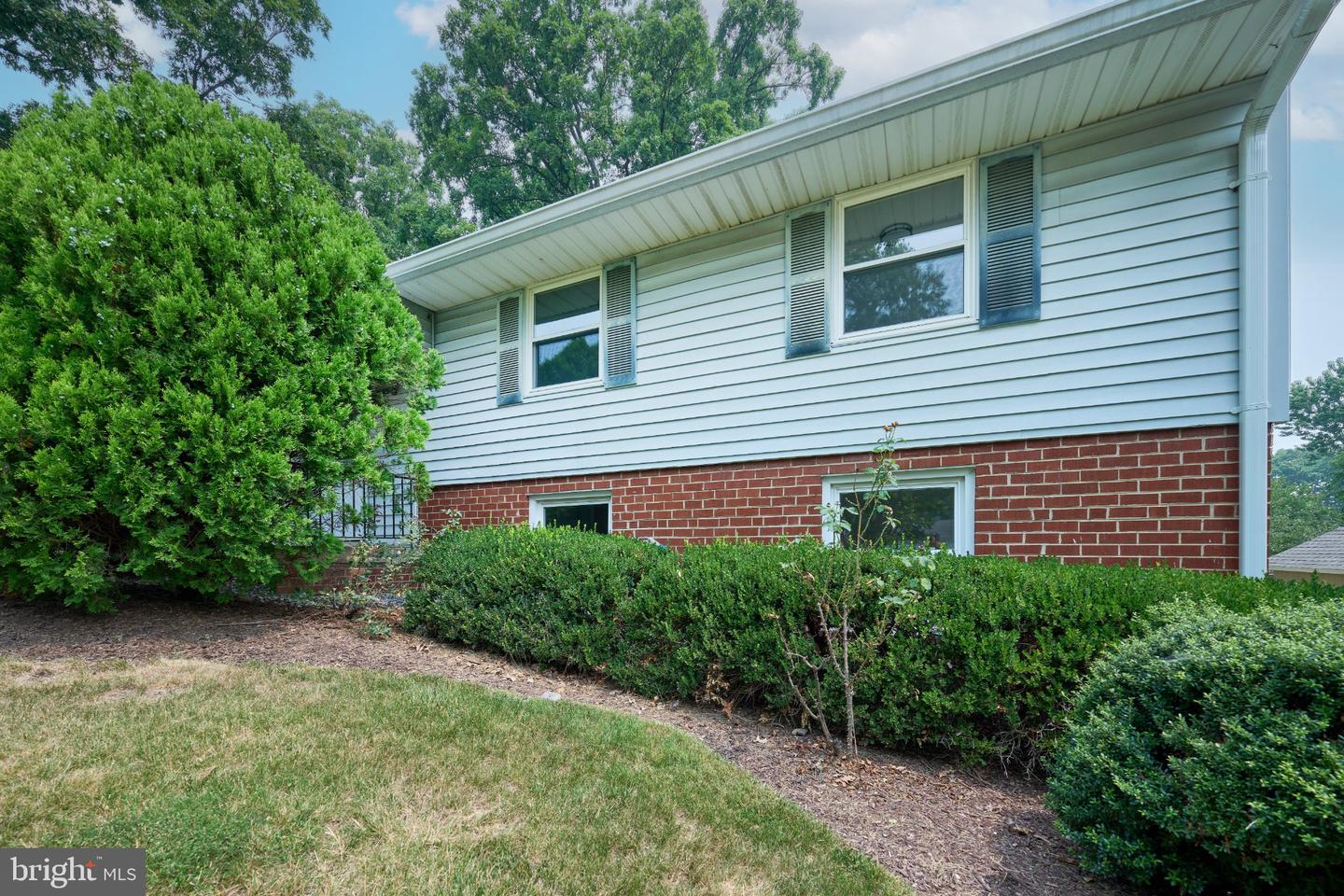 2924 Gracefield Rd Property Photo 44