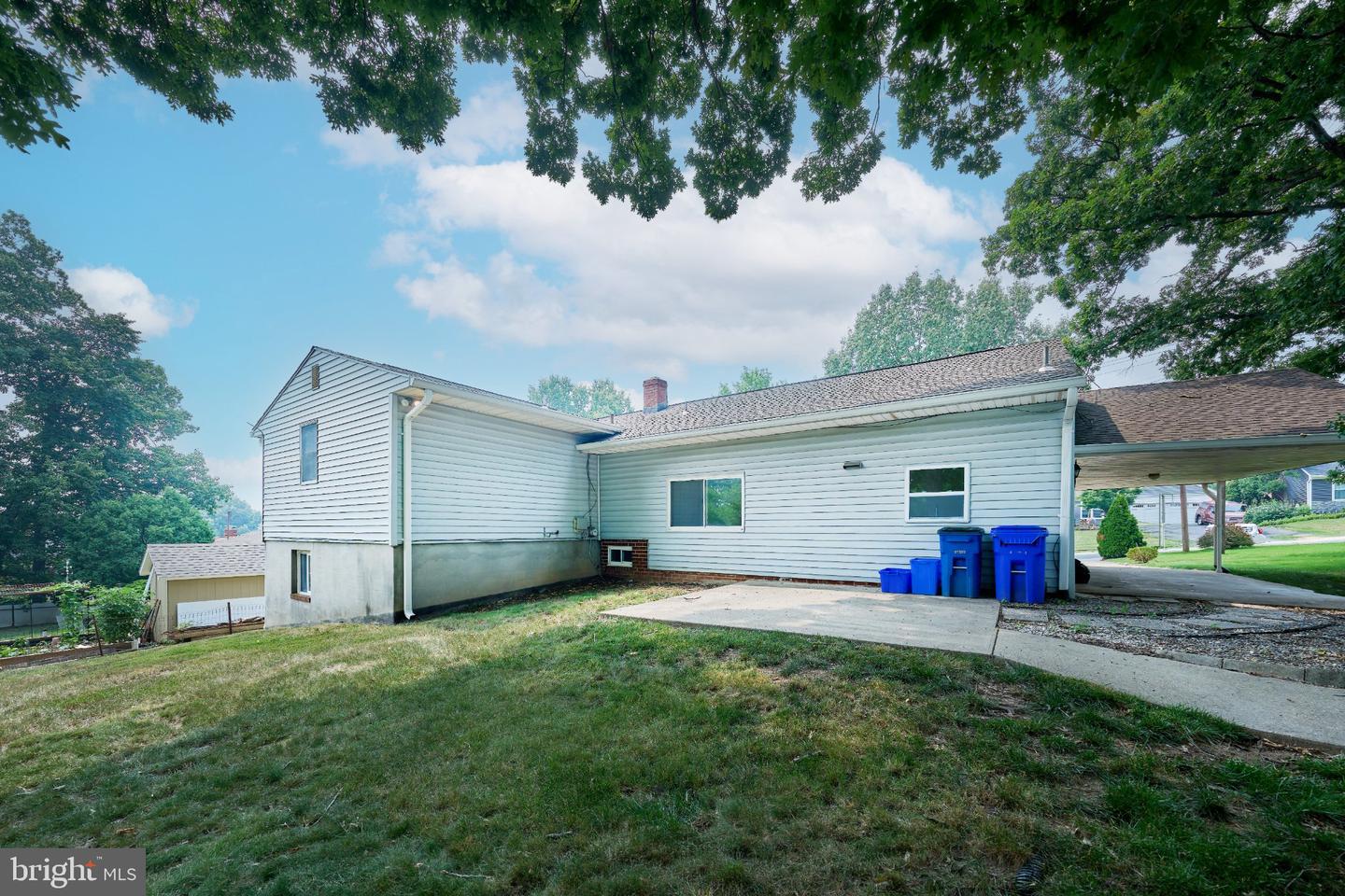 2924 Gracefield Rd Property Photo 46