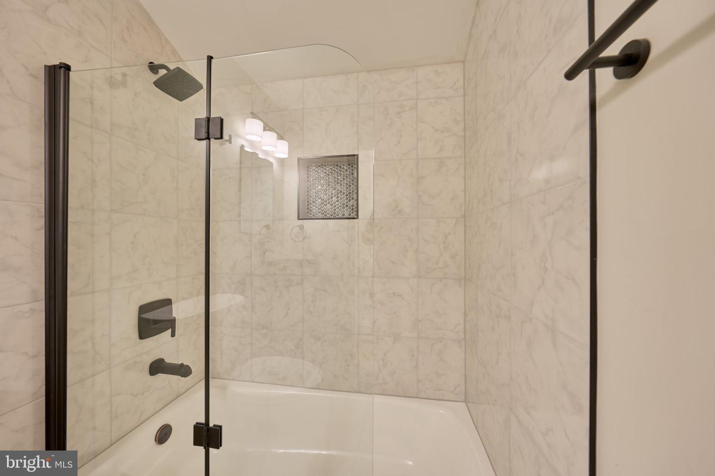 2924 Gracefield Rd Property Photo 51