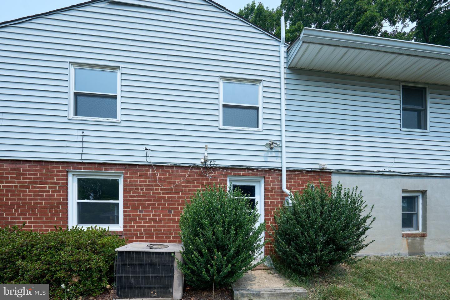 2924 Gracefield Rd Property Photo 54