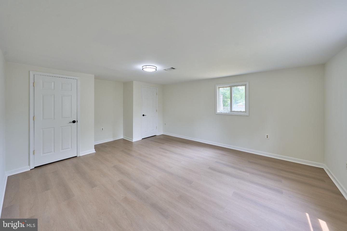 2924 Gracefield Rd Property Photo 57